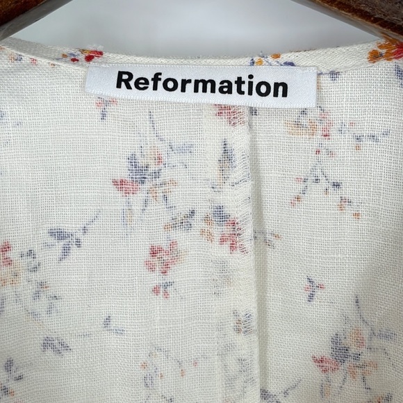 REFORMATION Carmelo Gabrielle Linen Floral Wrap Mini Dress - Picture 7 of 16